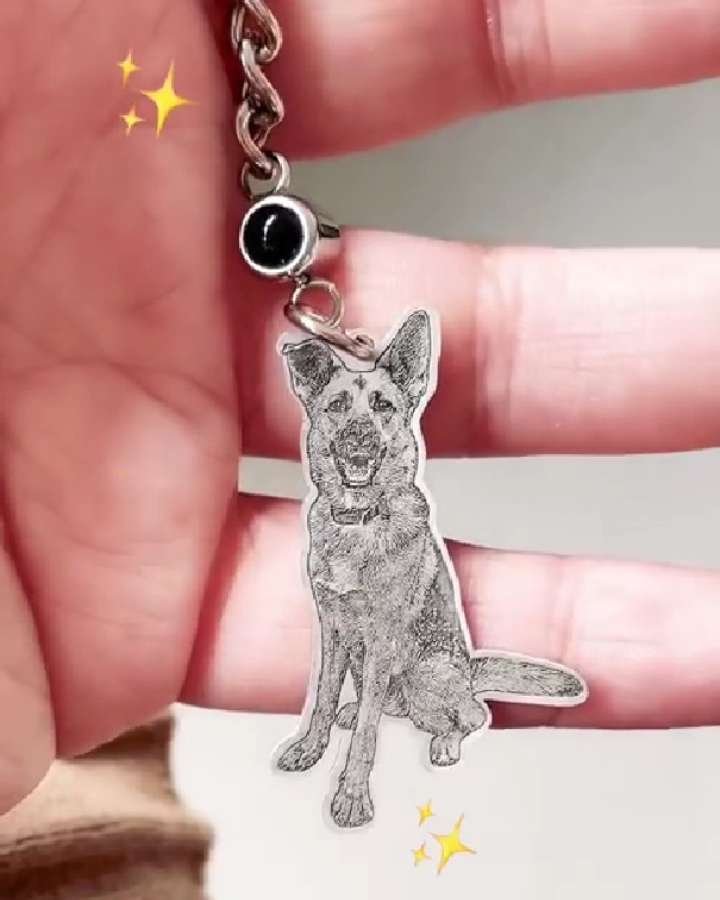 Collar Pearl Projector